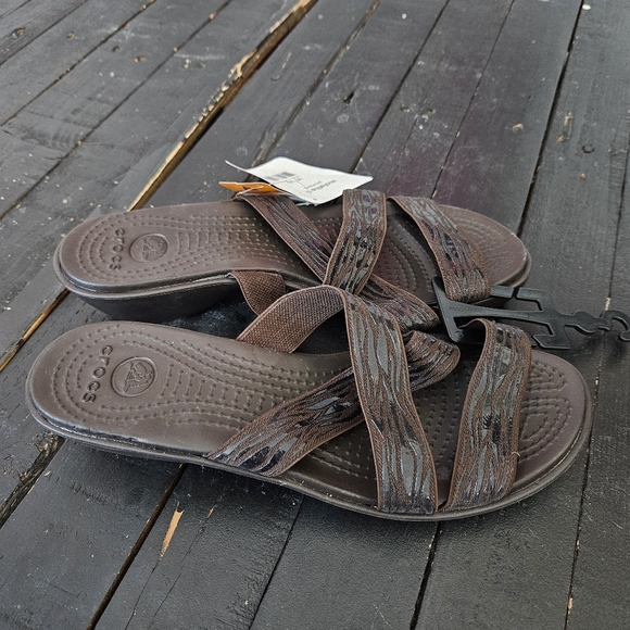 Crocs NWT Women's 10 Molalla II Brown Sandals Small Heel Comfort Shoes Summer - Picture 1 of 6